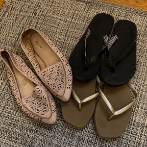 Bundle of ALDO Flats and Flip Flops